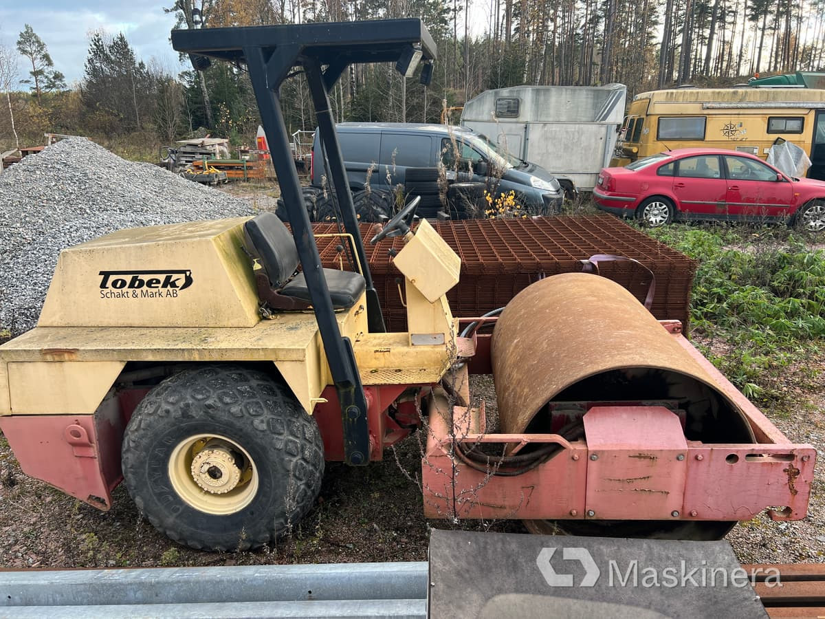 Dynapack CS 141 Vält Dynapac 141 - Tiejyrä: kuva  Dynapack CS 141 Vält Dynapac 141 - Tiejyrä Dynapack CS 141 Vält Dynapac 141 - Tiejyrä: kuva  Dynapack CS 141 Vält Dynapac 141 - Tiejyrä