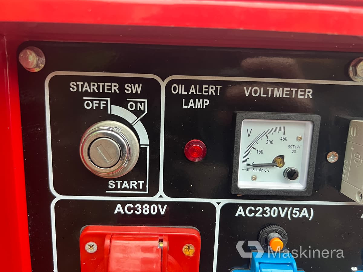 Elverk Erdmann ER10000 - Sähkögeneraattori: kuva Elverk Erdmann ER10000 - Sähkögeneraattori Elverk Erdmann ER10000 - Sähkögeneraattori: kuva Elverk Erdmann ER10000 - Sähkögeneraattori