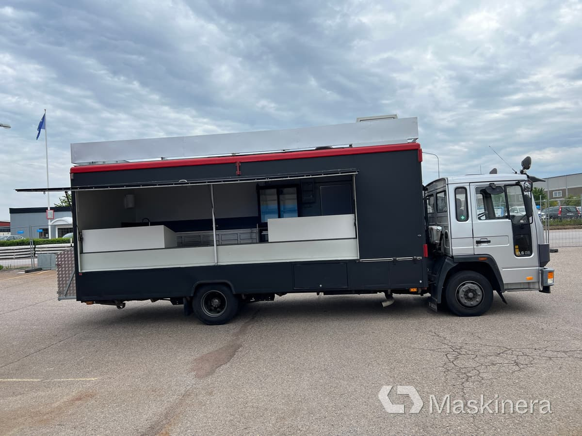Foodtruck Volvo FL611 4X2 - Myyntiauto: kuva Foodtruck Volvo FL611 4X2 - Myyntiauto Foodtruck Volvo FL611 4X2 - Myyntiauto: kuva Foodtruck Volvo FL611 4X2 - Myyntiauto