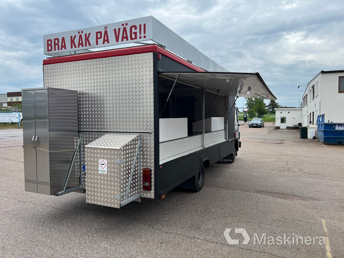 Foodtruck Volvo FL611 4X2 - Myyntiauto: kuva Foodtruck Volvo FL611 4X2 - Myyntiauto Foodtruck Volvo FL611 4X2 - Myyntiauto: kuva Foodtruck Volvo FL611 4X2 - Myyntiauto