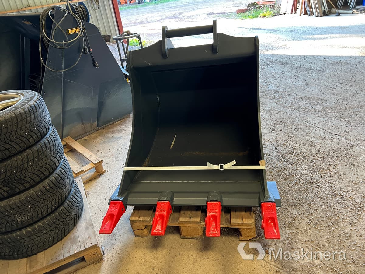 GA Sweden DEB700S60J Grävskopa GA Sweden 700L, S60 - Kaivinkoneen kauha: kuva GA Sweden DEB700S60J Grävskopa GA Sweden 700L, S60 - Kaivinkoneen kauha GA Sweden DEB700S60J Grävskopa GA Sweden 700L, S60 - Kaivinkoneen kauha: kuva GA Sweden DEB700S60J Grävskopa GA Sweden 700L, S60 - Kaivinkoneen kauha