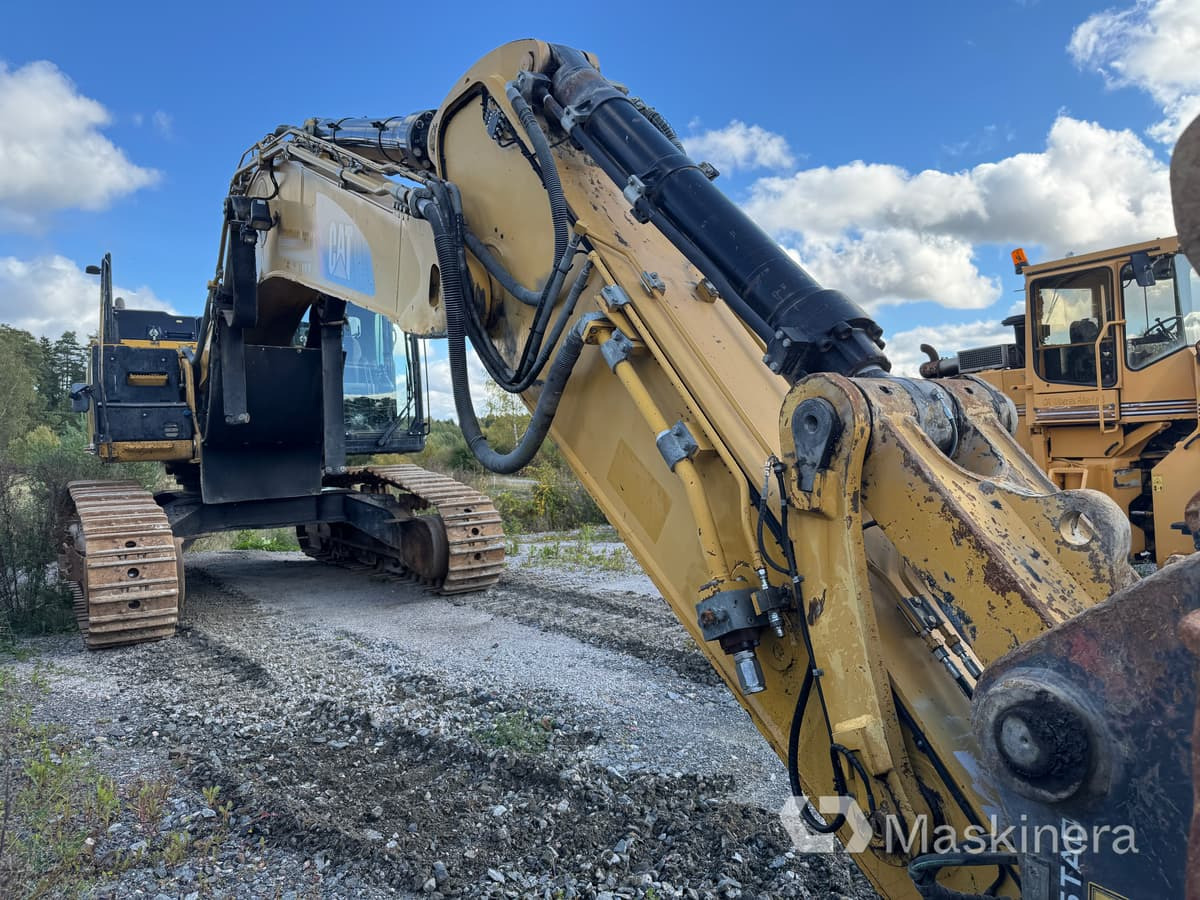 Grävmaskin CAT 349E - Telakaivukone: kuva Grävmaskin CAT 349E - Telakaivukone Grävmaskin CAT 349E - Telakaivukone: kuva Grävmaskin CAT 349E - Telakaivukone