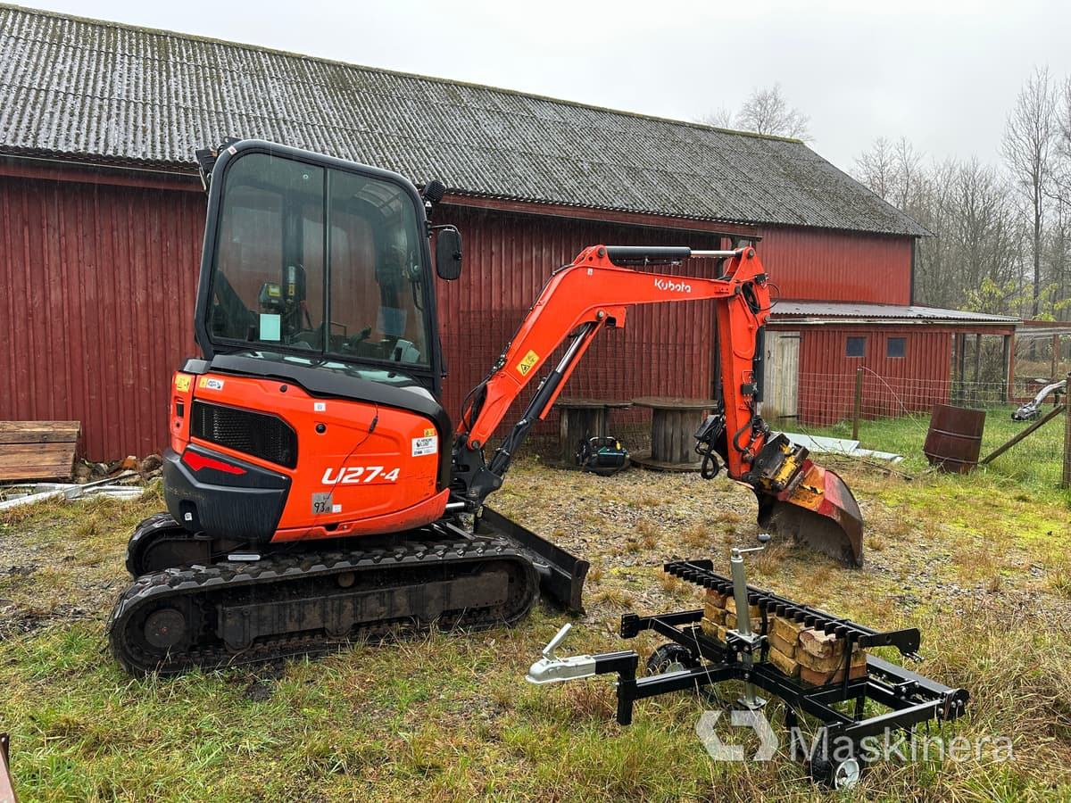Grävmaskin Kubota U27-4 - Telakaivukone: kuva Grävmaskin Kubota U27-4 - Telakaivukone Grävmaskin Kubota U27-4 - Telakaivukone: kuva Grävmaskin Kubota U27-4 - Telakaivukone