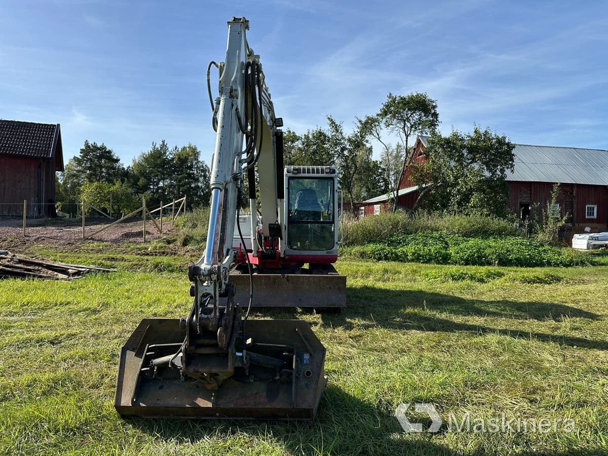 Grävmaskin Takeuchi TB175 - Telakaivukone: kuva Grävmaskin Takeuchi TB175 - Telakaivukone Grävmaskin Takeuchi TB175 - Telakaivukone: kuva Grävmaskin Takeuchi TB175 - Telakaivukone