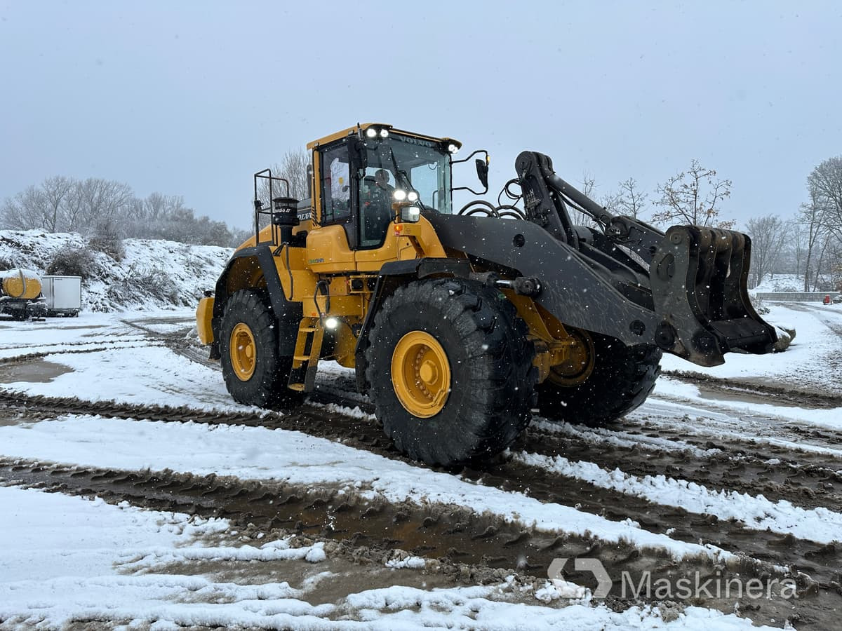 Hjullastare Volvo L180H - Pyöräkuormaaja: kuva Hjullastare Volvo L180H - Pyöräkuormaaja Hjullastare Volvo L180H - Pyöräkuormaaja: kuva Hjullastare Volvo L180H - Pyöräkuormaaja