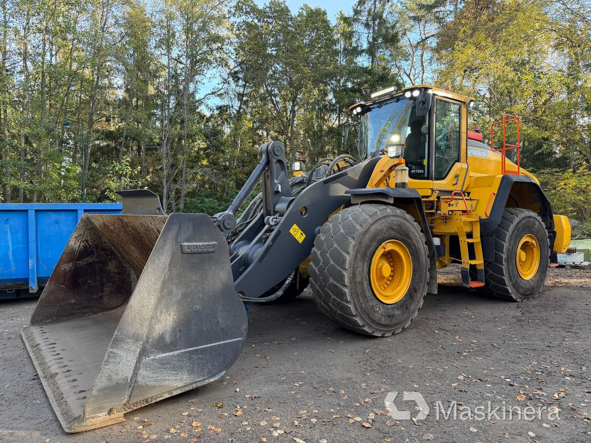 Hjullastare Volvo L180H - Pyöräkuormaaja: kuva  Hjullastare Volvo L180H - Pyöräkuormaaja Hjullastare Volvo L180H - Pyöräkuormaaja: kuva  Hjullastare Volvo L180H - Pyöräkuormaaja
