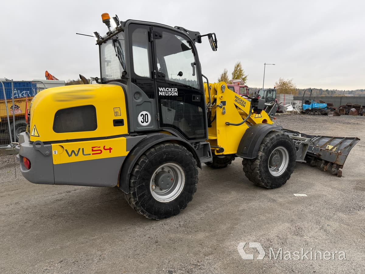 Hjullastare Wacker Neuson WL 54 med redskap - Pyöräkuormaaja: kuva  Hjullastare Wacker Neuson WL 54 med redskap - Pyöräkuormaaja Hjullastare Wacker Neuson WL 54 med redskap - Pyöräkuormaaja: kuva  Hjullastare Wacker Neuson WL 54 med redskap - Pyöräkuormaaja