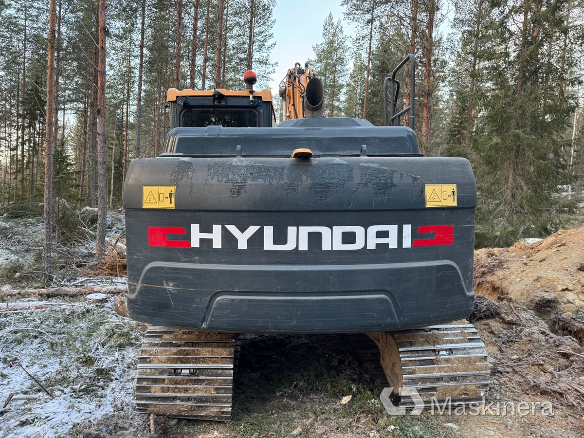 Hyundai HX 140 L Grävmaskin Hyundai HX140 L med tillbehör - Telakaivukone: kuva Hyundai HX 140 L Grävmaskin Hyundai HX140 L med tillbehör - Telakaivukone Hyundai HX 140 L Grävmaskin Hyundai HX140 L med tillbehör - Telakaivukone: kuva Hyundai HX 140 L Grävmaskin Hyundai HX140 L med tillbehör - Telakaivukone