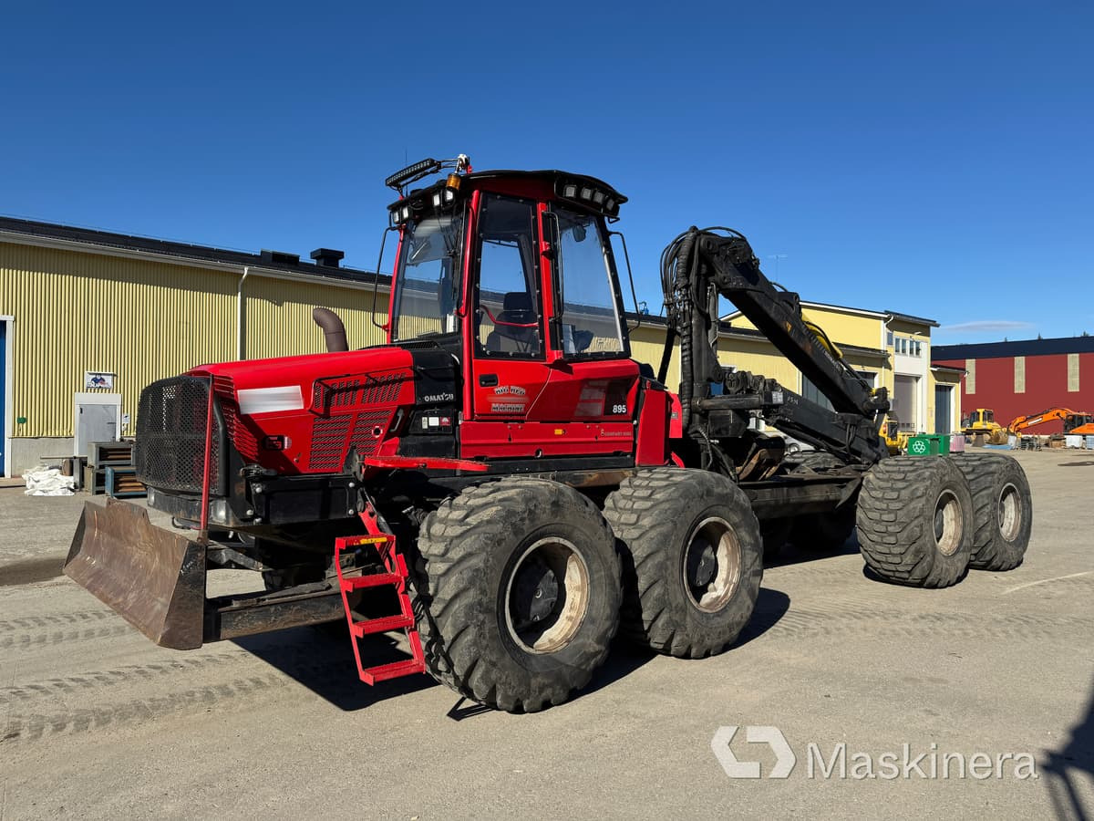 Komatsu 895 Forwarder Skotare Komatsu 895 - Kuormatraktori: kuva Komatsu 895 Forwarder Skotare Komatsu 895 - Kuormatraktori Komatsu 895 Forwarder Skotare Komatsu 895 - Kuormatraktori: kuva Komatsu 895 Forwarder Skotare Komatsu 895 - Kuormatraktori