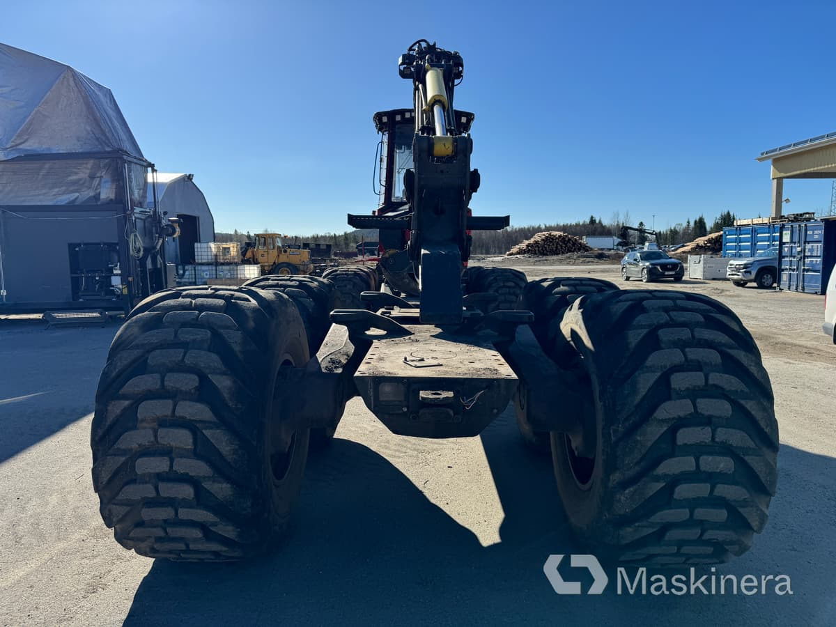 Komatsu 895 Forwarder Skotare Komatsu 895 - Kuormatraktori: kuva Komatsu 895 Forwarder Skotare Komatsu 895 - Kuormatraktori Komatsu 895 Forwarder Skotare Komatsu 895 - Kuormatraktori: kuva Komatsu 895 Forwarder Skotare Komatsu 895 - Kuormatraktori