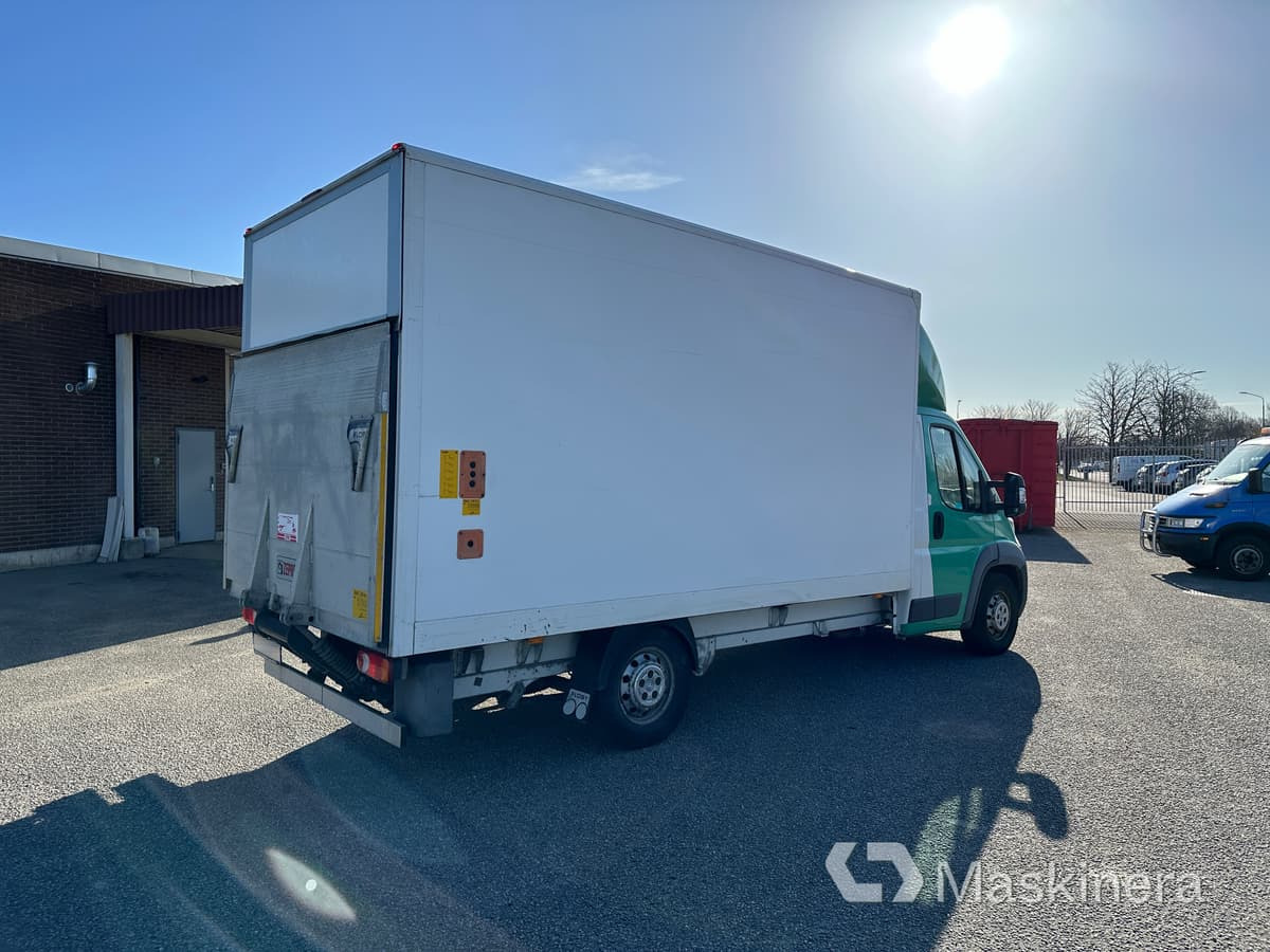 Lastbil Peugeot Boxer 2017 - Jakeluauto: kuva  Lastbil Peugeot Boxer 2017 - Jakeluauto Lastbil Peugeot Boxer 2017 - Jakeluauto: kuva  Lastbil Peugeot Boxer 2017 - Jakeluauto