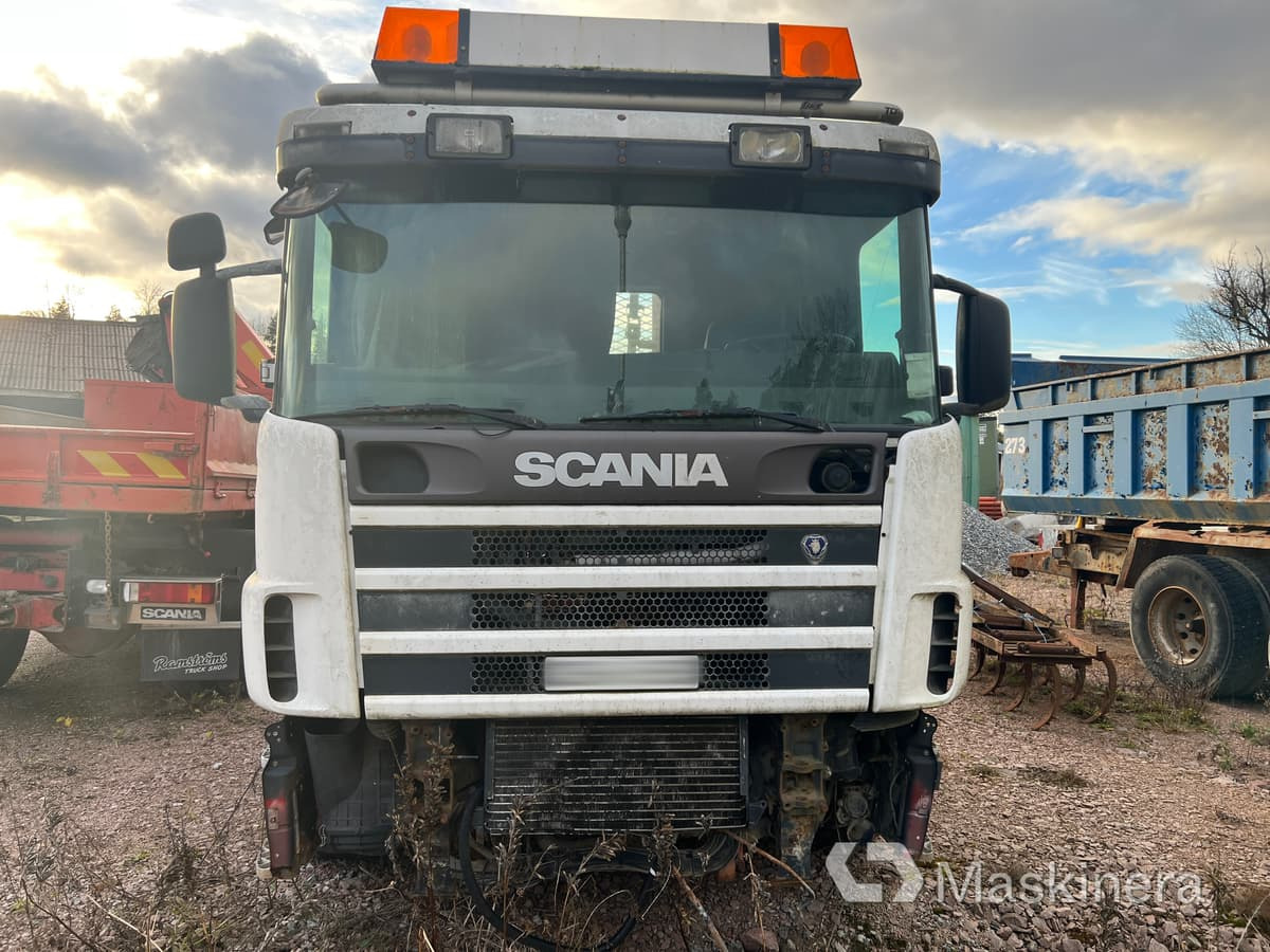 Lastväxlare Scania R124 GB 6X2 (Rep objekt) - Koukkulava kuorma-auto: kuva  Lastväxlare Scania R124 GB 6X2 (Rep objekt) - Koukkulava kuorma-auto Lastväxlare Scania R124 GB 6X2 (Rep objekt) - Koukkulava kuorma-auto: kuva  Lastväxlare Scania R124 GB 6X2 (Rep objekt) - Koukkulava kuorma-auto