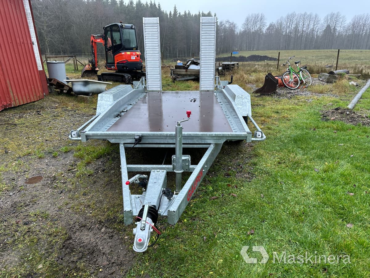 Maskinsläp Gaupen M3535 - Koneenkuljetusvaunu: kuva Maskinsläp Gaupen M3535 - Koneenkuljetusvaunu Maskinsläp Gaupen M3535 - Koneenkuljetusvaunu: kuva Maskinsläp Gaupen M3535 - Koneenkuljetusvaunu