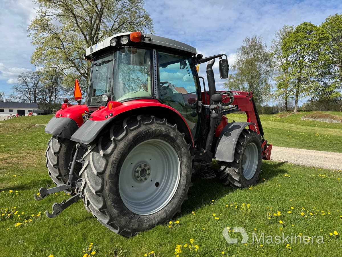 Massey Ferguson 5610 Traktor Massey Ferguson MF 5610 - Traktori: kuva Massey Ferguson 5610 Traktor Massey Ferguson MF 5610 - Traktori Massey Ferguson 5610 Traktor Massey Ferguson MF 5610 - Traktori: kuva Massey Ferguson 5610 Traktor Massey Ferguson MF 5610 - Traktori