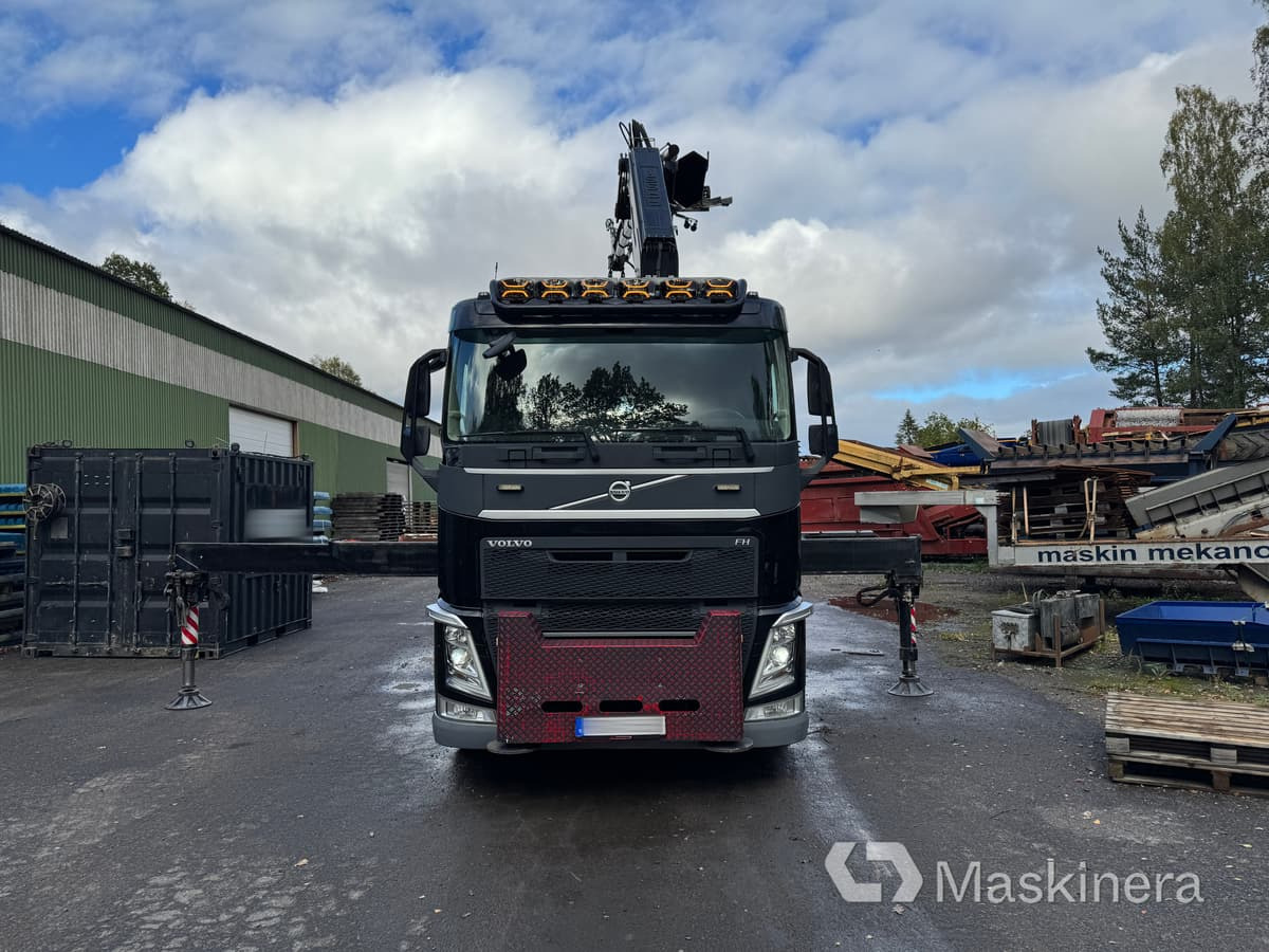 Bodbil Volvo FH 82F med Fassi F820 kran & jib - Muut kone: kuva Bodbil Volvo FH 82F med Fassi F820 kran & jib - Muut kone Bodbil Volvo FH 82F med Fassi F820 kran & jib - Muut kone: kuva Bodbil Volvo FH 82F med Fassi F820 kran & jib - Muut kone
