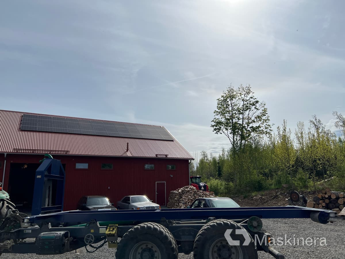 Koukkulaite/ Keinukippilaite Rosenqvist Försäljning Lastväxlarram för container 20 fot: kuva Koukkulaite/ Keinukippilaite Rosenqvist Försäljning Lastväxlarram för container 20 fot