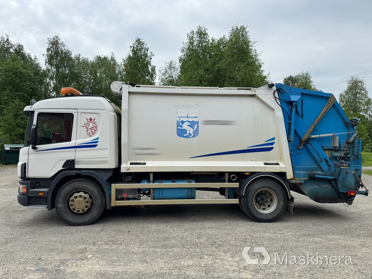 Scania P94DB 4X2 NA 230 Sopbil Scania P94DB 4X2 Baklastare - Roska-auto: kuva Scania P94DB 4X2 NA 230 Sopbil Scania P94DB 4X2 Baklastare - Roska-auto Scania P94DB 4X2 NA 230 Sopbil Scania P94DB 4X2 Baklastare - Roska-auto: kuva Scania P94DB 4X2 NA 230 Sopbil Scania P94DB 4X2 Baklastare - Roska-auto