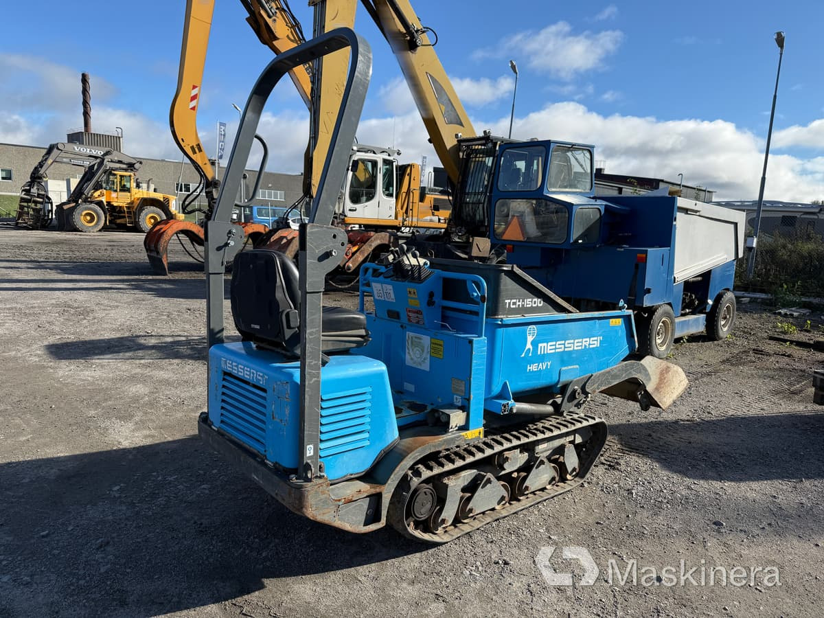Självlastande Dumper Messersi TCH-1500/BT - Teladumpperi: kuva Självlastande Dumper Messersi TCH-1500/BT - Teladumpperi Självlastande Dumper Messersi TCH-1500/BT - Teladumpperi: kuva Självlastande Dumper Messersi TCH-1500/BT - Teladumpperi