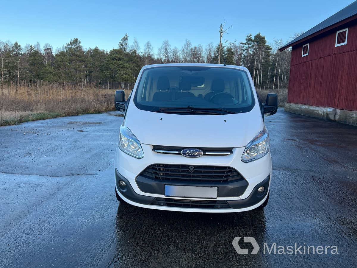 Skåpbil Ford Transit Custom Van 2.2 TDCi - Pieni pakettiauto: kuva Skåpbil Ford Transit Custom Van 2.2 TDCi - Pieni pakettiauto Skåpbil Ford Transit Custom Van 2.2 TDCi - Pieni pakettiauto: kuva Skåpbil Ford Transit Custom Van 2.2 TDCi - Pieni pakettiauto