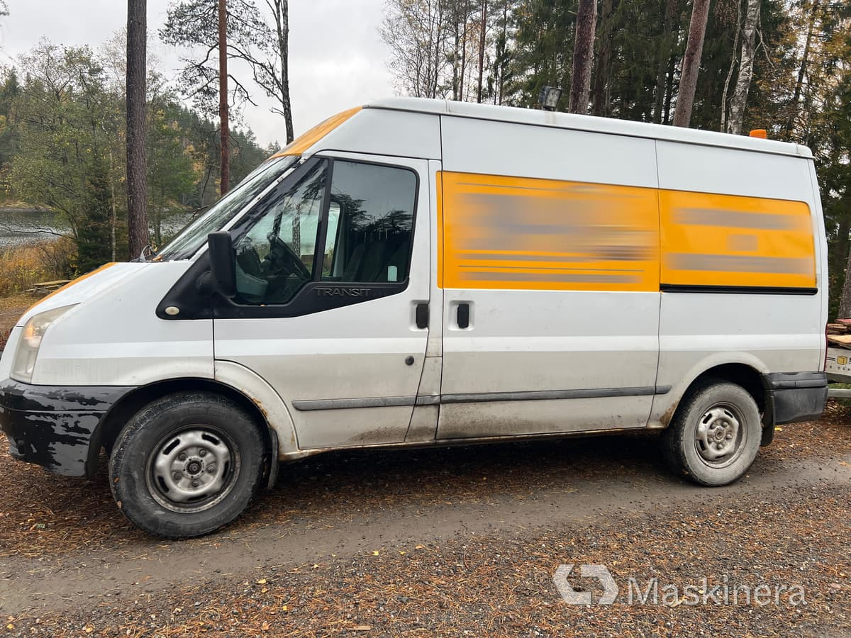 Skåpbil Ford Transit - Pakettiauto: kuva Skåpbil Ford Transit - Pakettiauto Skåpbil Ford Transit - Pakettiauto: kuva Skåpbil Ford Transit - Pakettiauto