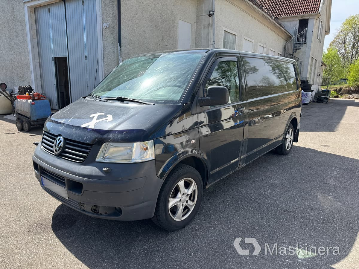 Skåpbil Volkswagen Transporter 2.5 TDI - Pieni pakettiauto: kuva Skåpbil Volkswagen Transporter 2.5 TDI - Pieni pakettiauto Skåpbil Volkswagen Transporter 2.5 TDI - Pieni pakettiauto: kuva Skåpbil Volkswagen Transporter 2.5 TDI - Pieni pakettiauto