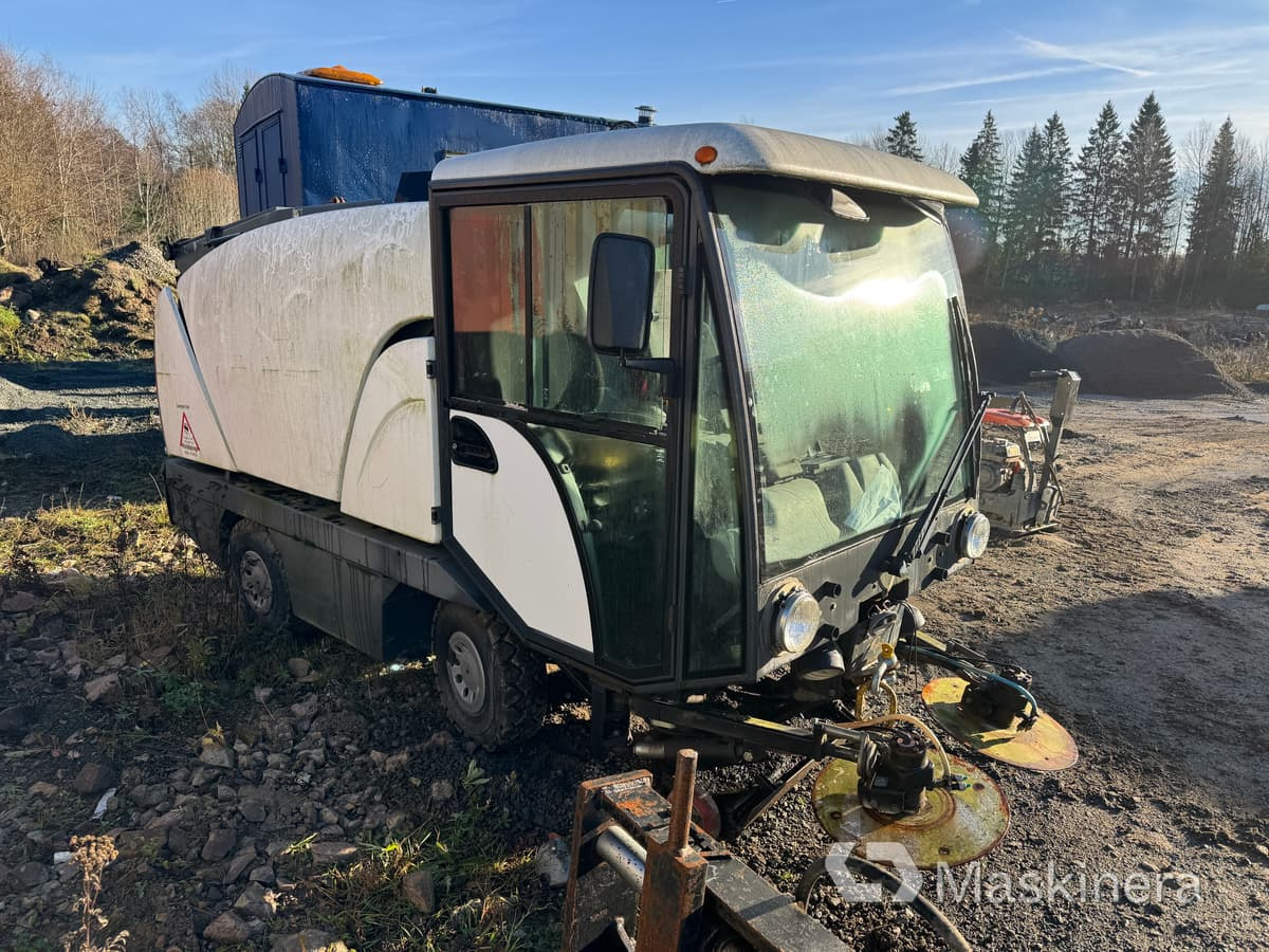 Sopmaskin Johnston Compact 142A 101T (Rep. objekt) - Lakaisuauto: kuva Sopmaskin Johnston Compact 142A 101T (Rep. objekt) - Lakaisuauto Sopmaskin Johnston Compact 142A 101T (Rep. objekt) - Lakaisuauto: kuva Sopmaskin Johnston Compact 142A 101T (Rep. objekt) - Lakaisuauto