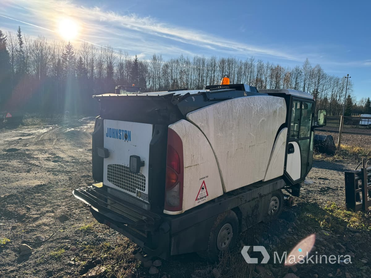 Sopmaskin Johnston Compact 142A 101T (Rep. objekt) - Lakaisuauto: kuva Sopmaskin Johnston Compact 142A 101T (Rep. objekt) - Lakaisuauto Sopmaskin Johnston Compact 142A 101T (Rep. objekt) - Lakaisuauto: kuva Sopmaskin Johnston Compact 142A 101T (Rep. objekt) - Lakaisuauto