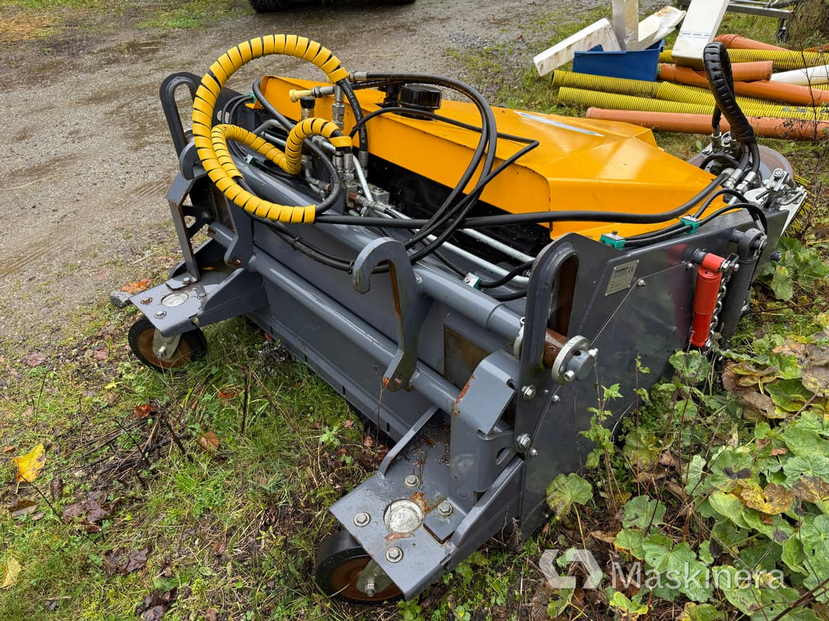 Sopskopa Wille Optim 205 - Lakaisuauto: kuva Sopskopa Wille Optim 205 - Lakaisuauto Sopskopa Wille Optim 205 - Lakaisuauto: kuva Sopskopa Wille Optim 205 - Lakaisuauto