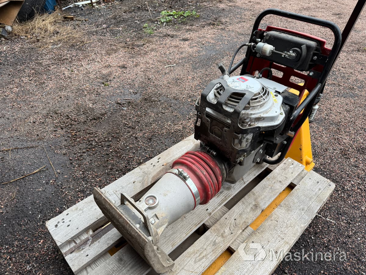 Stamp Swepac T84 - Tärylevy: kuva Stamp Swepac T84 - Tärylevy Stamp Swepac T84 - Tärylevy: kuva Stamp Swepac T84 - Tärylevy