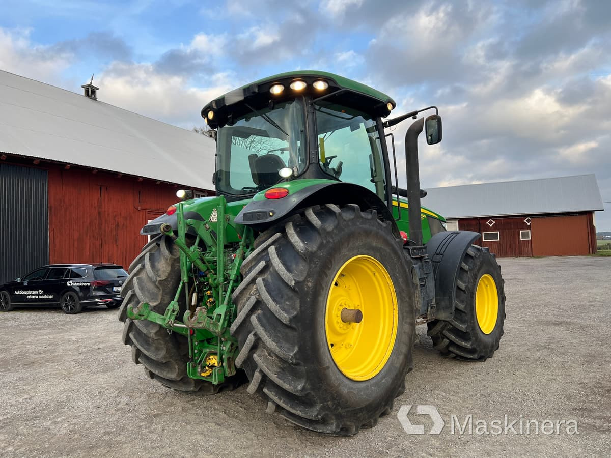 Traktor John Deere 7280R med dubbelmontage & GPS - Traktori: kuva  Traktor John Deere 7280R med dubbelmontage & GPS - Traktori Traktor John Deere 7280R med dubbelmontage & GPS - Traktori: kuva  Traktor John Deere 7280R med dubbelmontage & GPS - Traktori