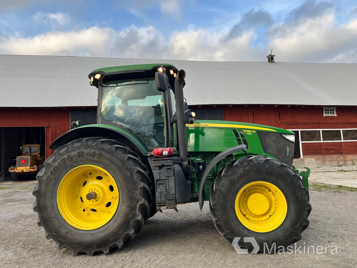Traktor John Deere 7280R med dubbelmontage & GPS - Traktori: kuva  Traktor John Deere 7280R med dubbelmontage & GPS - Traktori Traktor John Deere 7280R med dubbelmontage & GPS - Traktori: kuva  Traktor John Deere 7280R med dubbelmontage & GPS - Traktori