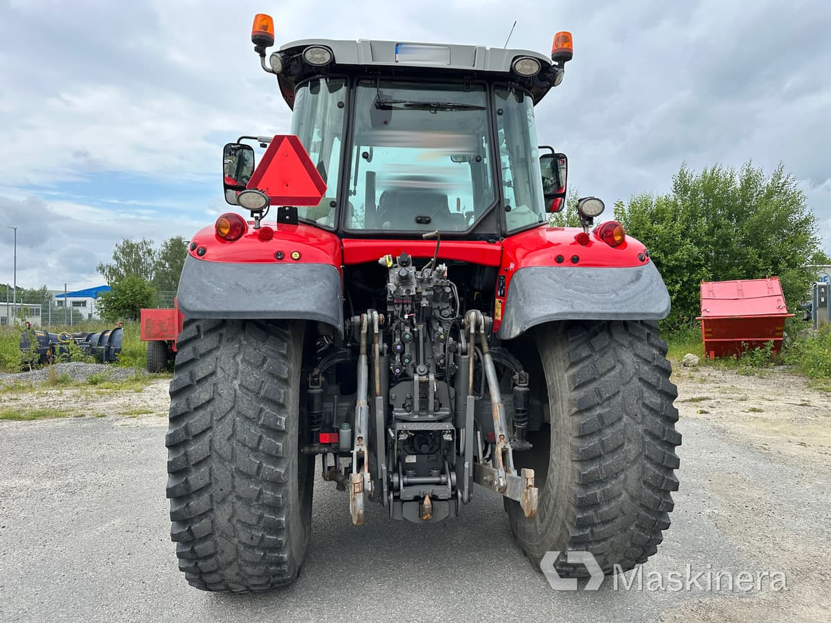 Traktor Massey Fergusson MF 6715 S med Bigab 10-14 G2 lastväxlarvagn - Traktori: kuva Traktor Massey Fergusson MF 6715 S med Bigab 10-14 G2 lastväxlarvagn - Traktori Traktor Massey Fergusson MF 6715 S med Bigab 10-14 G2 lastväxlarvagn - Traktori: kuva Traktor Massey Fergusson MF 6715 S med Bigab 10-14 G2 lastväxlarvagn - Traktori