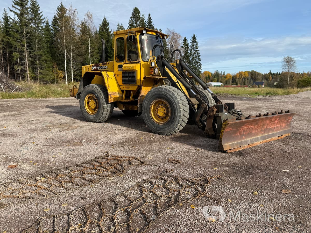 Volvo BM L70 Hjullastare Volvo L70 med snöredskap - Pyöräkuormaaja: kuva Volvo BM L70 Hjullastare Volvo L70 med snöredskap - Pyöräkuormaaja Volvo BM L70 Hjullastare Volvo L70 med snöredskap - Pyöräkuormaaja: kuva Volvo BM L70 Hjullastare Volvo L70 med snöredskap - Pyöräkuormaaja