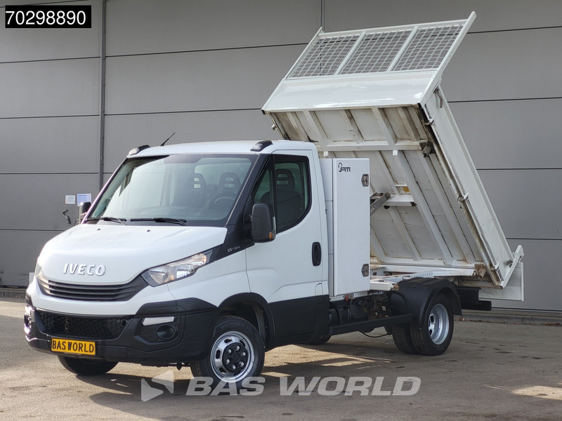 Iveco Daily 35C15 3.0L Kipper met Kist Dubbellucht 3,5t Trekhaak 150PK Airco Euro6 Tipper Benne Kieper Airco Trekhaak Cruise control - Kippilava-auto: kuva Iveco Daily 35C15 3.0L Kipper met Kist Dubbellucht 3,5t Trekhaak 150PK Airco Euro6 Tipper Benne Kieper Airco Trekhaak Cruise control - Kippilava-auto Iveco Daily 35C15 3.0L Kipper met Kist Dubbellucht 3,5t Trekhaak 150PK Airco Euro6 Tipper Benne Kieper Airco Trekhaak Cruise control - Kippilava-auto: kuva Iveco Daily 35C15 3.0L Kipper met Kist Dubbellucht 3,5t Trekhaak 150PK Airco Euro6 Tipper Benne Kieper Airco Trekhaak Cruise control - Kippilava-auto