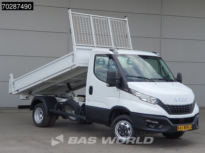 Iveco Daily 35C16 3.0L Kipper Dubbellucht 3,5t Trekhaak Airco Cruise Navi Camera Euro6 Tipper Benne Kieper 2m3 Airco Trekhaak Cruise control - Kippilava-auto: kuva Iveco Daily 35C16 3.0L Kipper Dubbellucht 3,5t Trekhaak Airco Cruise Navi Camera Euro6 Tipper Benne Kieper 2m3 Airco Trekhaak Cruise control - Kippilava-auto Iveco Daily 35C16 3.0L Kipper Dubbellucht 3,5t Trekhaak Airco Cruise Navi Camera Euro6 Tipper Benne Kieper 2m3 Airco Trekhaak Cruise control - Kippilava-auto: kuva Iveco Daily 35C16 3.0L Kipper Dubbellucht 3,5t Trekhaak Airco Cruise Navi Camera Euro6 Tipper Benne Kieper 2m3 Airco Trekhaak Cruise control - Kippilava-auto