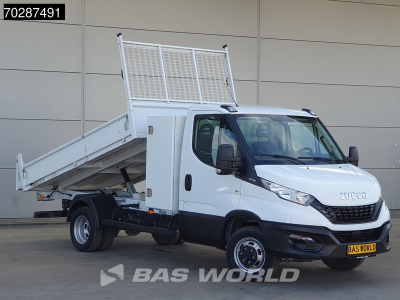 Iveco Daily 35C16 3.0L Kipper met Kist Dubbellucht 3,5t Trekhaak Navi Airco Cruise Camera Euro6 Tipper Benne Kieper 2m3 Airco Trekhaak Cruis - Kippilava-auto: kuva Iveco Daily 35C16 3.0L Kipper met Kist Dubbellucht 3,5t Trekhaak Navi Airco Cruise Camera Euro6 Tipper Benne Kieper 2m3 Airco Trekhaak Cruis - Kippilava-auto Iveco Daily 35C16 3.0L Kipper met Kist Dubbellucht 3,5t Trekhaak Navi Airco Cruise Camera Euro6 Tipper Benne Kieper 2m3 Airco Trekhaak Cruis - Kippilava-auto: kuva Iveco Daily 35C16 3.0L Kipper met Kist Dubbellucht 3,5t Trekhaak Navi Airco Cruise Camera Euro6 Tipper Benne Kieper 2m3 Airco Trekhaak Cruis - Kippilava-auto