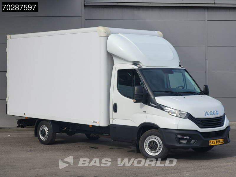 Iveco Daily 35S16 Automaat Bakwagen Achterdeuren Airco Camera Euro6 Meubelbak Koffer 21m3 Airco - Jakeluauto: kuva Iveco Daily 35S16 Automaat Bakwagen Achterdeuren Airco Camera Euro6 Meubelbak Koffer 21m3 Airco - Jakeluauto Iveco Daily 35S16 Automaat Bakwagen Achterdeuren Airco Camera Euro6 Meubelbak Koffer 21m3 Airco - Jakeluauto: kuva Iveco Daily 35S16 Automaat Bakwagen Achterdeuren Airco Camera Euro6 Meubelbak Koffer 21m3 Airco - Jakeluauto