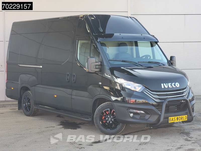 Iveco Daily 35S16 Automaat Black Edition L2H2 Airco Cruise LM-Velgen 3500kg trekgewicht Euro6 L2 12m3 Airco Cruise control - Pakettiauto: kuva Iveco Daily 35S16 Automaat Black Edition L2H2 Airco Cruise LM-Velgen 3500kg trekgewicht Euro6 L2 12m3 Airco Cruise control - Pakettiauto Iveco Daily 35S16 Automaat Black Edition L2H2 Airco Cruise LM-Velgen 3500kg trekgewicht Euro6 L2 12m3 Airco Cruise control - Pakettiauto: kuva Iveco Daily 35S16 Automaat Black Edition L2H2 Airco Cruise LM-Velgen 3500kg trekgewicht Euro6 L2 12m3 Airco Cruise control - Pakettiauto