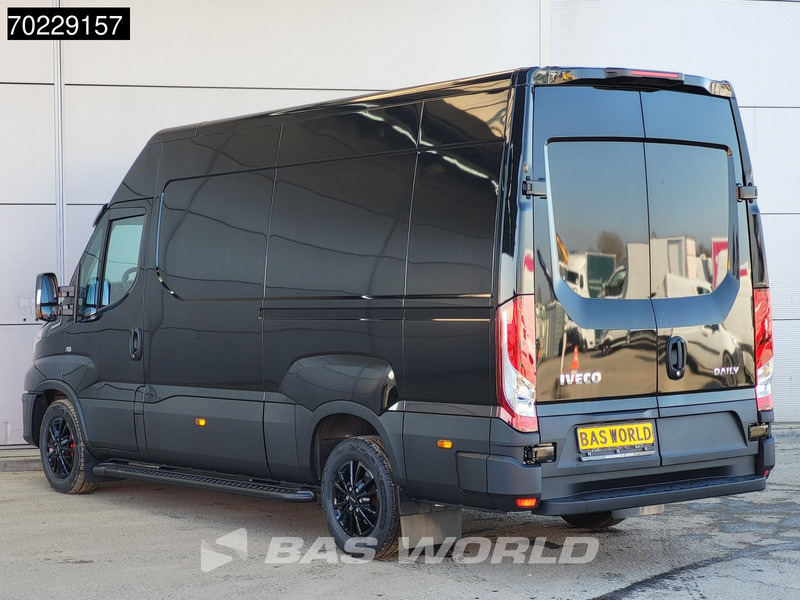 Iveco Daily 35S16 Automaat Black Edition L2H2 Airco Cruise Velgen 3500kg trekgewicht 12m3 Airco Cruise control - Pakettiauto: kuva Iveco Daily 35S16 Automaat Black Edition L2H2 Airco Cruise Velgen 3500kg trekgewicht 12m3 Airco Cruise control - Pakettiauto Iveco Daily 35S16 Automaat Black Edition L2H2 Airco Cruise Velgen 3500kg trekgewicht 12m3 Airco Cruise control - Pakettiauto: kuva Iveco Daily 35S16 Automaat Black Edition L2H2 Airco Cruise Velgen 3500kg trekgewicht 12m3 Airco Cruise control - Pakettiauto