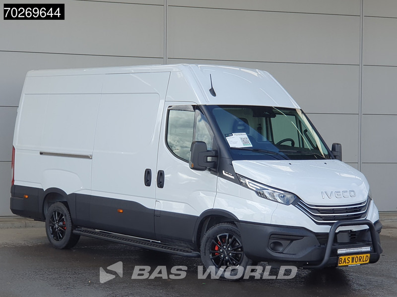 Iveco Daily 35S21 3.0L Automaat Black Edition 2025 model L2H2 Trekhaak Tacho ACC LED CarPlay Velgen Camera 12m3 Airco Trekhaak - Pakettiauto: kuva Iveco Daily 35S21 3.0L Automaat Black Edition 2025 model L2H2 Trekhaak Tacho ACC LED CarPlay Velgen Camera 12m3 Airco Trekhaak - Pakettiauto Iveco Daily 35S21 3.0L Automaat Black Edition 2025 model L2H2 Trekhaak Tacho ACC LED CarPlay Velgen Camera 12m3 Airco Trekhaak - Pakettiauto: kuva Iveco Daily 35S21 3.0L Automaat Black Edition 2025 model L2H2 Trekhaak Tacho ACC LED CarPlay Velgen Camera 12m3 Airco Trekhaak - Pakettiauto