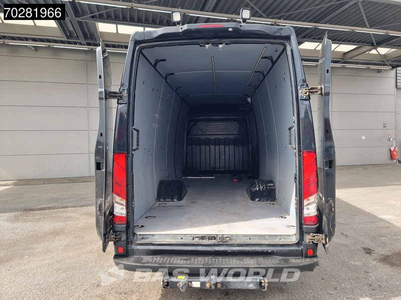 Iveco Daily 50C18 3.0L Automaat L4H2 Luchtvering Dubbellucht 3,5t Trekhaak Airco Cruise Camera Euro6 L4 16m3 Airco Trekhaak Cruise control - Pakettiauto: kuva Iveco Daily 50C18 3.0L Automaat L4H2 Luchtvering Dubbellucht 3,5t Trekhaak Airco Cruise Camera Euro6 L4 16m3 Airco Trekhaak Cruise control - Pakettiauto Iveco Daily 50C18 3.0L Automaat L4H2 Luchtvering Dubbellucht 3,5t Trekhaak Airco Cruise Camera Euro6 L4 16m3 Airco Trekhaak Cruise control - Pakettiauto: kuva Iveco Daily 50C18 3.0L Automaat L4H2 Luchtvering Dubbellucht 3,5t Trekhaak Airco Cruise Camera Euro6 L4 16m3 Airco Trekhaak Cruise control - Pakettiauto