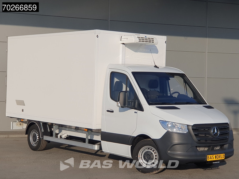 Mercedes-Benz Sprinter 315 CDI Koelwagen Achterdeuren Thermo King C-250 Airco Carplay MBUX Koel Koeler Kühl Kühler Kühlwagen Kühlkoffer 17m3 Airco - Kylmäauto: kuva Mercedes-Benz Sprinter 315 CDI Koelwagen Achterdeuren Thermo King C-250 Airco Carplay MBUX Koel Koeler Kühl Kühler Kühlwagen Kühlkoffer 17m3 Airco - Kylmäauto Mercedes-Benz Sprinter 315 CDI Koelwagen Achterdeuren Thermo King C-250 Airco Carplay MBUX Koel Koeler Kühl Kühler Kühlwagen Kühlkoffer 17m3 Airco - Kylmäauto: kuva Mercedes-Benz Sprinter 315 CDI Koelwagen Achterdeuren Thermo King C-250 Airco Carplay MBUX Koel Koeler Kühl Kühler Kühlwagen Kühlkoffer 17m3 Airco - Kylmäauto