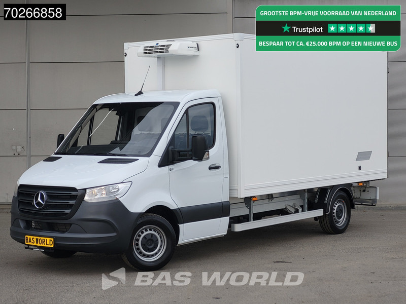 Mercedes-Benz Sprinter 315 CDI Koelwagen Achterdeuren Thermo King C-250 Airco MBUX Koel Koeler Kühl Kühler Kühlwagen Kühlkoffer 17m3 Airco - Kylmäauto: kuva Mercedes-Benz Sprinter 315 CDI Koelwagen Achterdeuren Thermo King C-250 Airco MBUX Koel Koeler Kühl Kühler Kühlwagen Kühlkoffer 17m3 Airco - Kylmäauto Mercedes-Benz Sprinter 315 CDI Koelwagen Achterdeuren Thermo King C-250 Airco MBUX Koel Koeler Kühl Kühler Kühlwagen Kühlkoffer 17m3 Airco - Kylmäauto: kuva Mercedes-Benz Sprinter 315 CDI Koelwagen Achterdeuren Thermo King C-250 Airco MBUX Koel Koeler Kühl Kühler Kühlwagen Kühlkoffer 17m3 Airco - Kylmäauto
