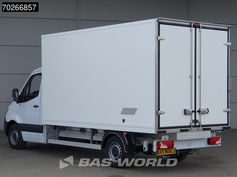 Mercedes-Benz Sprinter 315 CDI Koelwagen Achterdeuren Thermo King C-250 Airco MBUX Koel Koeler Kühl Kühler Kühlwagen Kühlkoffer 17m3 Airco Cruise contr - Kylmäauto: kuva Mercedes-Benz Sprinter 315 CDI Koelwagen Achterdeuren Thermo King C-250 Airco MBUX Koel Koeler Kühl Kühler Kühlwagen Kühlkoffer 17m3 Airco Cruise contr - Kylmäauto Mercedes-Benz Sprinter 315 CDI Koelwagen Achterdeuren Thermo King C-250 Airco MBUX Koel Koeler Kühl Kühler Kühlwagen Kühlkoffer 17m3 Airco Cruise contr - Kylmäauto: kuva Mercedes-Benz Sprinter 315 CDI Koelwagen Achterdeuren Thermo King C-250 Airco MBUX Koel Koeler Kühl Kühler Kühlwagen Kühlkoffer 17m3 Airco Cruise contr - Kylmäauto