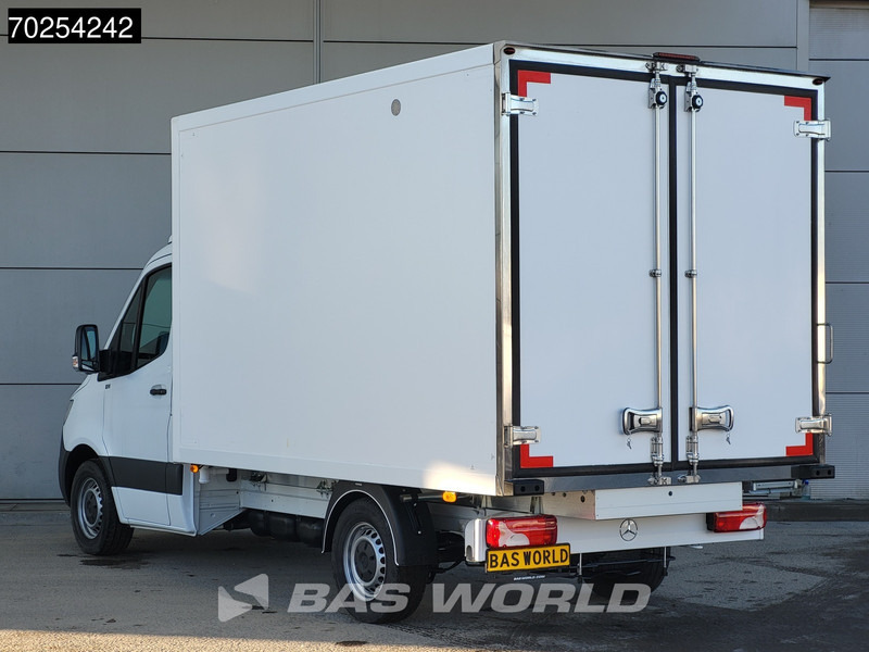Mercedes-Benz Sprinter 315 CDI Koelwagen Thermo King V-300max 230V stekker Bakwagen Koel Kühlwagen 13m3 Airco - Kylmäauto: kuva Mercedes-Benz Sprinter 315 CDI Koelwagen Thermo King V-300max 230V stekker Bakwagen Koel Kühlwagen 13m3 Airco - Kylmäauto Mercedes-Benz Sprinter 315 CDI Koelwagen Thermo King V-300max 230V stekker Bakwagen Koel Kühlwagen 13m3 Airco - Kylmäauto: kuva Mercedes-Benz Sprinter 315 CDI Koelwagen Thermo King V-300max 230V stekker Bakwagen Koel Kühlwagen 13m3 Airco - Kylmäauto
