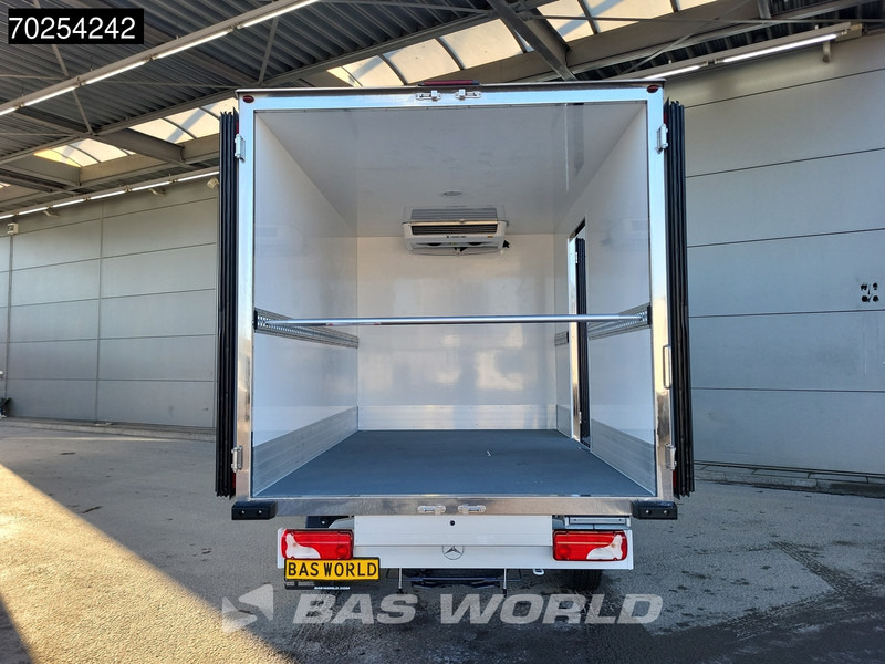 Mercedes-Benz Sprinter 315 CDI Koelwagen Thermo King V-300max 230V stekker Bakwagen Koel Kühlwagen 13m3 Airco - Kylmäauto: kuva Mercedes-Benz Sprinter 315 CDI Koelwagen Thermo King V-300max 230V stekker Bakwagen Koel Kühlwagen 13m3 Airco - Kylmäauto Mercedes-Benz Sprinter 315 CDI Koelwagen Thermo King V-300max 230V stekker Bakwagen Koel Kühlwagen 13m3 Airco - Kylmäauto: kuva Mercedes-Benz Sprinter 315 CDI Koelwagen Thermo King V-300max 230V stekker Bakwagen Koel Kühlwagen 13m3 Airco - Kylmäauto