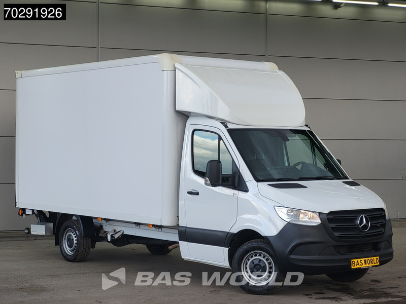 Mercedes-Benz Sprinter 317 CDI Laadklep Automaat 170PK Bakwagen Airco Euro6 Meubelbak Koffer 21m3 Airco - Jakeluauto: kuva Mercedes-Benz Sprinter 317 CDI Laadklep Automaat 170PK Bakwagen Airco Euro6 Meubelbak Koffer 21m3 Airco - Jakeluauto Mercedes-Benz Sprinter 317 CDI Laadklep Automaat 170PK Bakwagen Airco Euro6 Meubelbak Koffer 21m3 Airco - Jakeluauto: kuva Mercedes-Benz Sprinter 317 CDI Laadklep Automaat 170PK Bakwagen Airco Euro6 Meubelbak Koffer 21m3 Airco - Jakeluauto