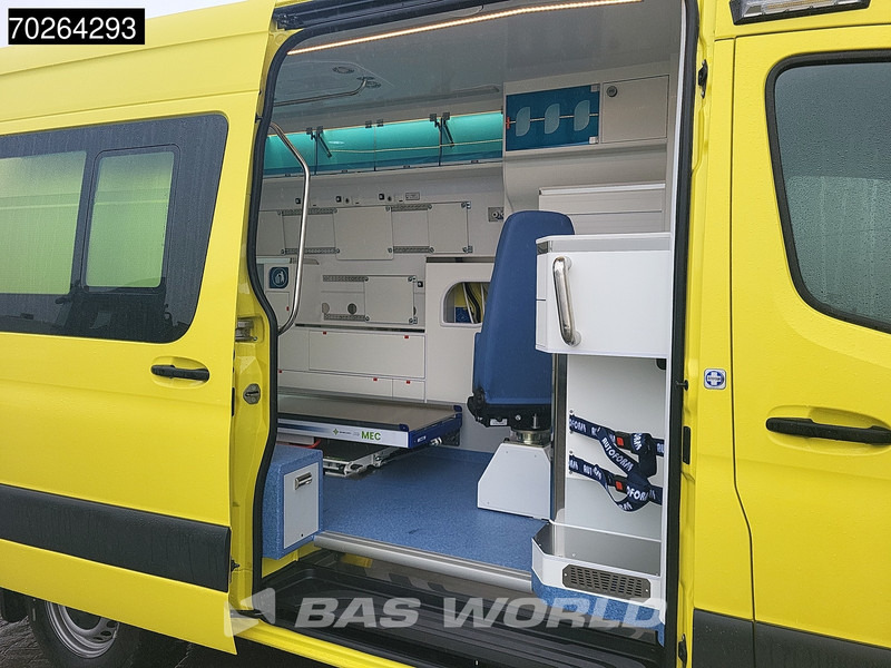 Mercedes-Benz Sprinter 319 CDI Automaat Nieuw! Complete Ambulance Ziekenwagen Rettungswagen Krankenwagen Airco - Ambulanssi: kuva Mercedes-Benz Sprinter 319 CDI Automaat Nieuw! Complete Ambulance Ziekenwagen Rettungswagen Krankenwagen Airco - Ambulanssi Mercedes-Benz Sprinter 319 CDI Automaat Nieuw! Complete Ambulance Ziekenwagen Rettungswagen Krankenwagen Airco - Ambulanssi: kuva Mercedes-Benz Sprinter 319 CDI Automaat Nieuw! Complete Ambulance Ziekenwagen Rettungswagen Krankenwagen Airco - Ambulanssi