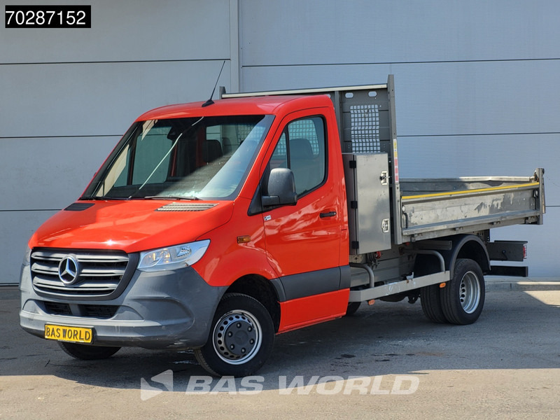 Mercedes-Benz Sprinter 514 CDI Kipper met Kist Dubbellucht 3,5t Trekhaak Airco Cruise Euro6 Tipper Benne Kieper 2m3 Airco Trekhaak Cruise control - Kippilava-auto: kuva Mercedes-Benz Sprinter 514 CDI Kipper met Kist Dubbellucht 3,5t Trekhaak Airco Cruise Euro6 Tipper Benne Kieper 2m3 Airco Trekhaak Cruise control - Kippilava-auto Mercedes-Benz Sprinter 514 CDI Kipper met Kist Dubbellucht 3,5t Trekhaak Airco Cruise Euro6 Tipper Benne Kieper 2m3 Airco Trekhaak Cruise control - Kippilava-auto: kuva Mercedes-Benz Sprinter 514 CDI Kipper met Kist Dubbellucht 3,5t Trekhaak Airco Cruise Euro6 Tipper Benne Kieper 2m3 Airco Trekhaak Cruise control - Kippilava-auto