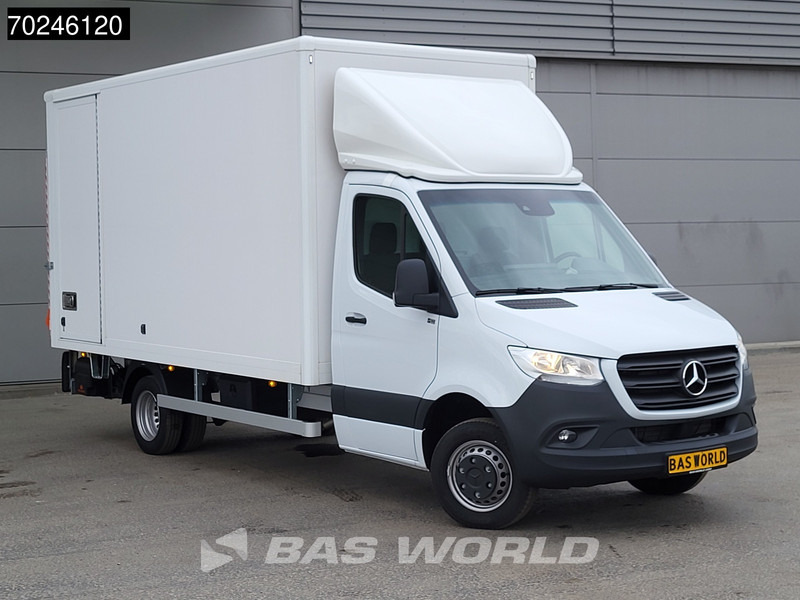 Mercedes-Benz Sprinter 515 CDI Automaat 1000kg Laadklep Dubbellucht Bakwagen MBUX Airco Cruise MBUX Koffer Meubelbak 21m3 Airco Cruise control - Jakeluauto: kuva Mercedes-Benz Sprinter 515 CDI Automaat 1000kg Laadklep Dubbellucht Bakwagen MBUX Airco Cruise MBUX Koffer Meubelbak 21m3 Airco Cruise control - Jakeluauto Mercedes-Benz Sprinter 515 CDI Automaat 1000kg Laadklep Dubbellucht Bakwagen MBUX Airco Cruise MBUX Koffer Meubelbak 21m3 Airco Cruise control - Jakeluauto: kuva Mercedes-Benz Sprinter 515 CDI Automaat 1000kg Laadklep Dubbellucht Bakwagen MBUX Airco Cruise MBUX Koffer Meubelbak 21m3 Airco Cruise control - Jakeluauto